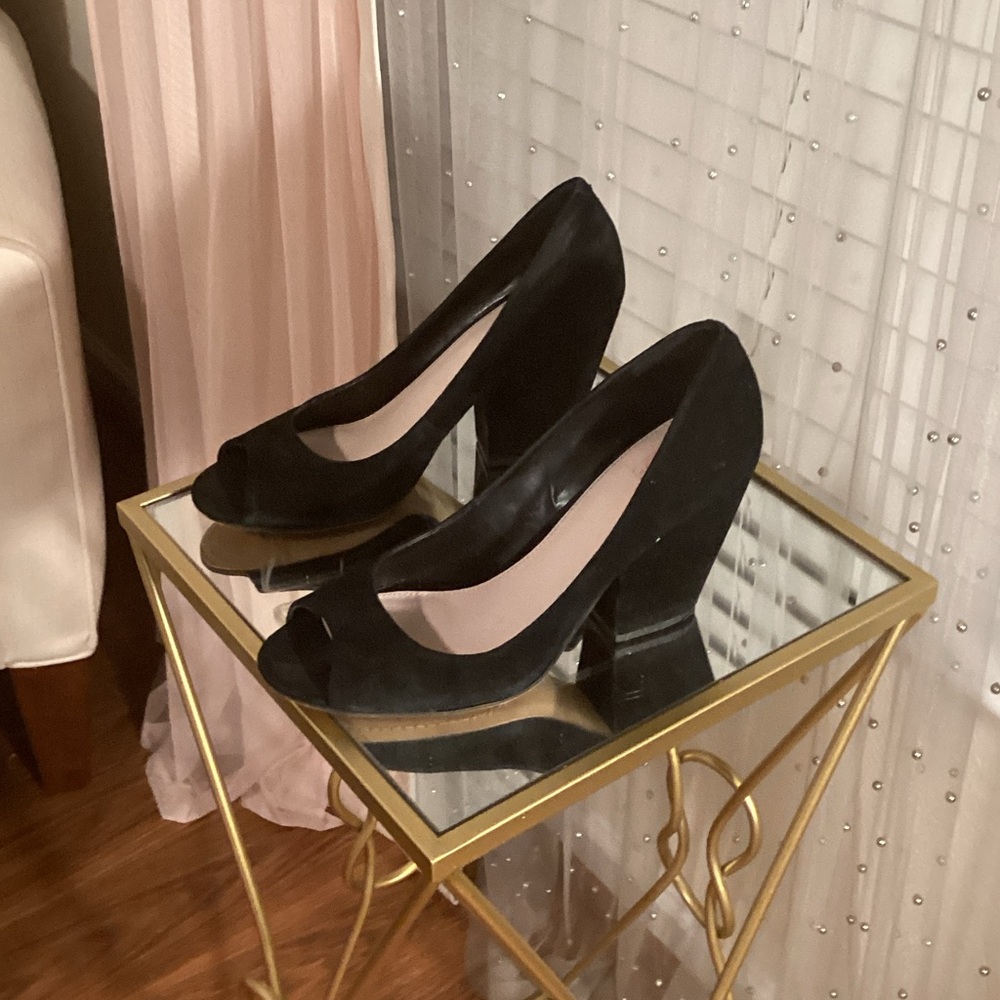 Vince Camuto Black Peep-Toe Heels